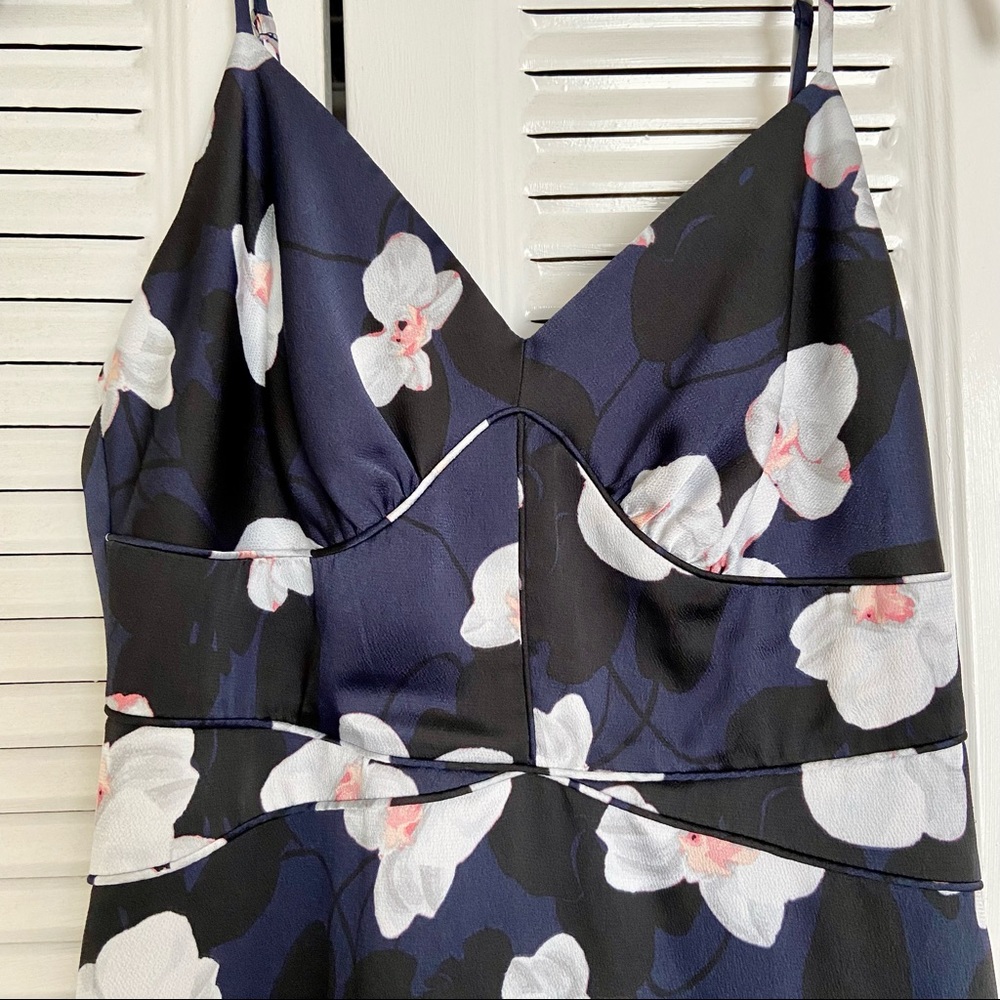 Banana Republic Navy Blue Floral Maxi Dress Women’s Size 2 Satin - Picture 5 of 15